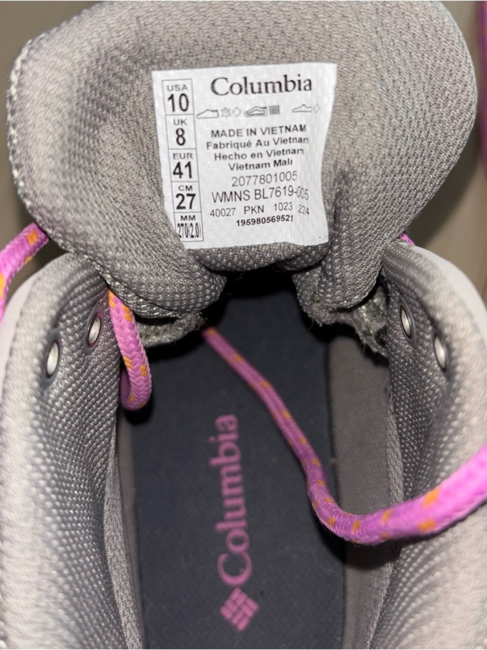 Columbia Gray Hiking Boots with Pink Accents - Women’s 10US - Picture 4 of 5